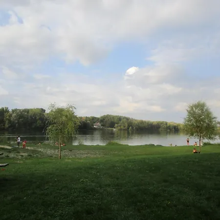 Han/Misafirhane Schwarzer Adler 2*